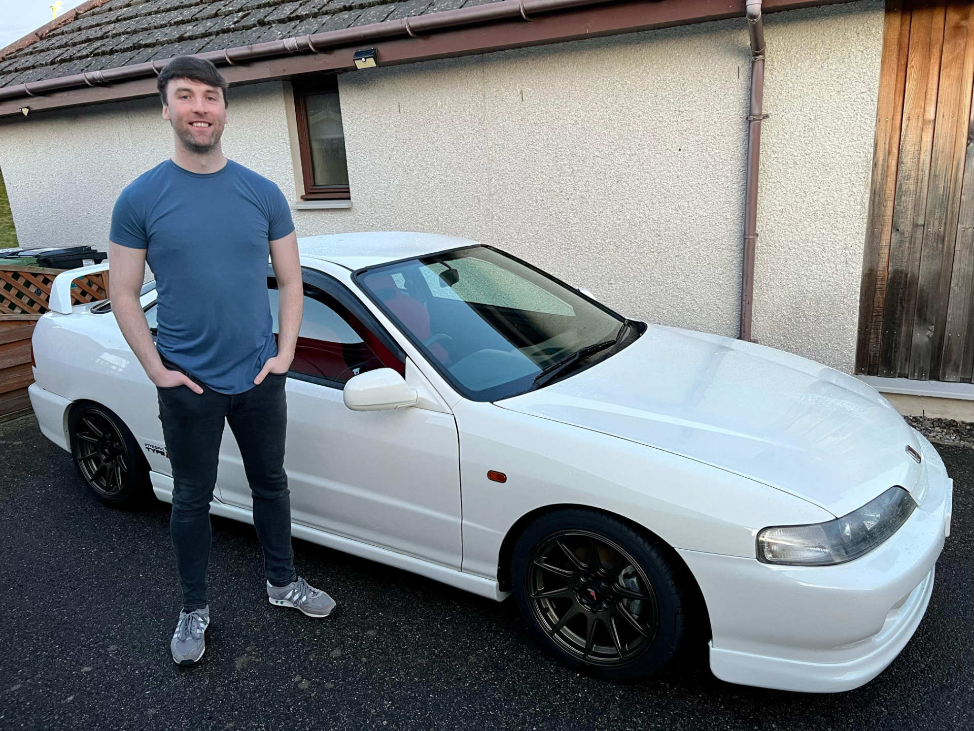 Mad4Motors winner with a white performance car